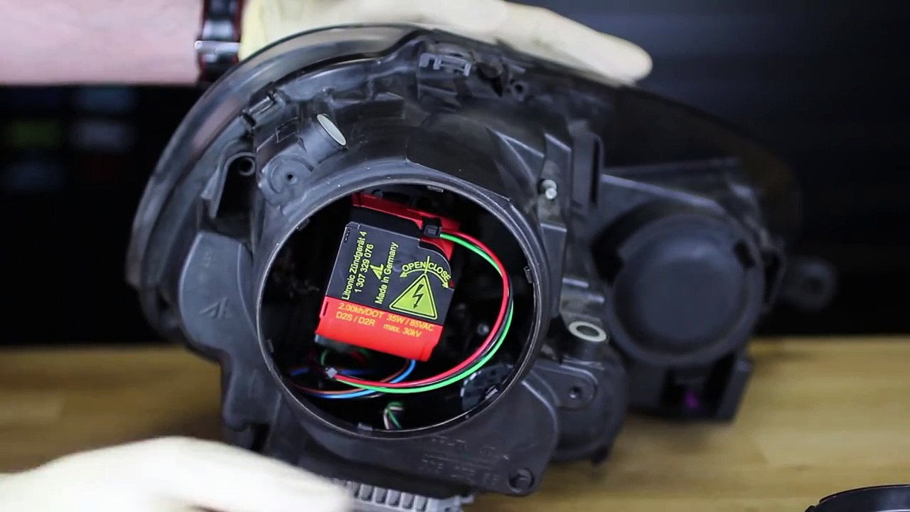 How to Replace and Diagnose HID (Xenon) Bulb Problems on VW MK5 GTI and Jetta