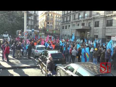 Napoli - Sciopero degli edili -2- (27.11.14)