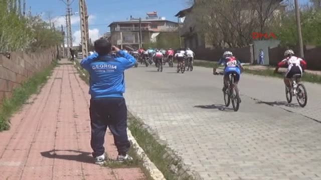 Bitlis'teki Salcano Bitlis Uluslarası Dağ Bisiklet Yarışı Sona Erdi