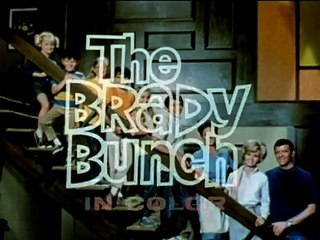 The Brady Bunch (1969) Restored opening titles.