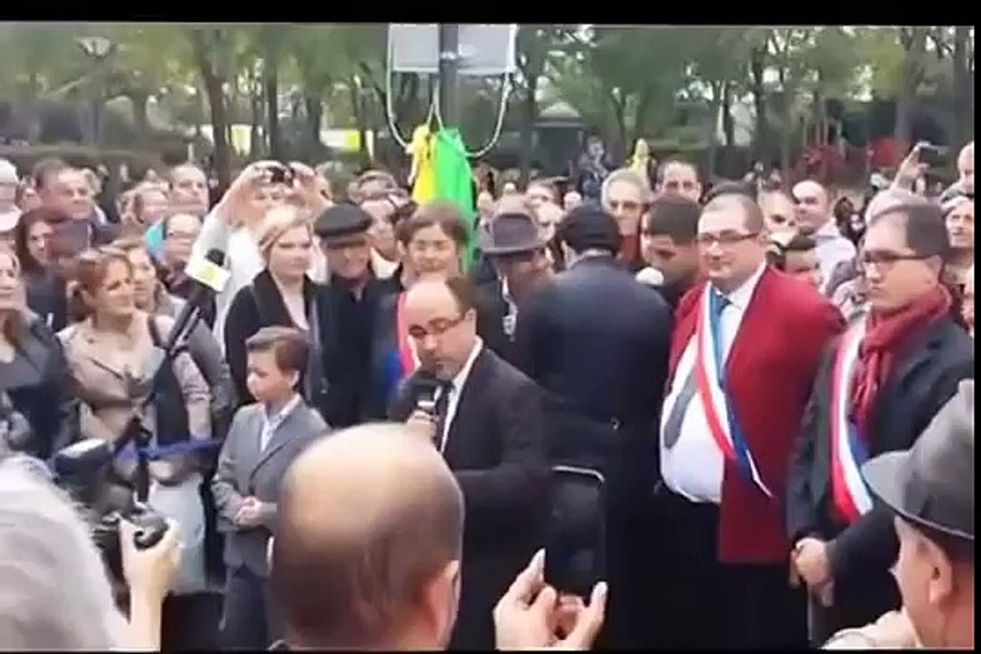Inauguration de la place Slimane Azem à Paris, discours de Brahim SACI de IDIR et de la famille AZEM