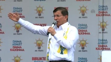 Davutoğlu: "Süleyman Şah'ın Türbedarına CHP Zamanında Maaş Ödenmedi"