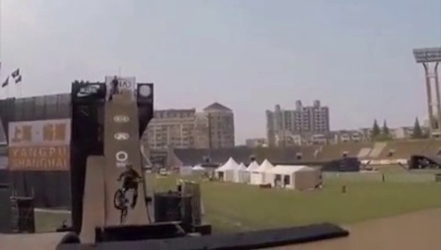 Insane BMX Switch Tricks on Shangai Huge Ramp!