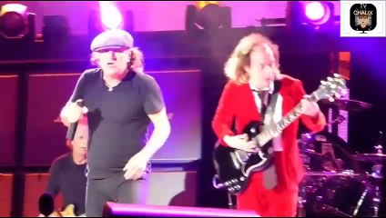 AC/DC  PLAY BALL  Nürnberg ('Rock Or Bust' Worldtour 2015)