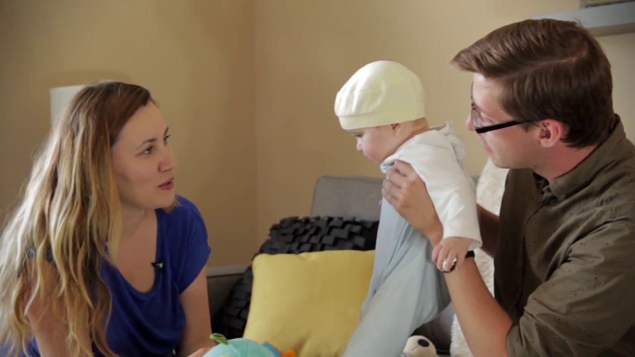 Das Versuchen Jungs ändern schmutzigen Windeln • Motherhood- Teil 2