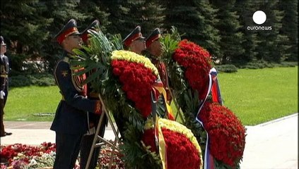 Merkel niega que haya tregua en Ucrania pero desea colaborar con Rusia