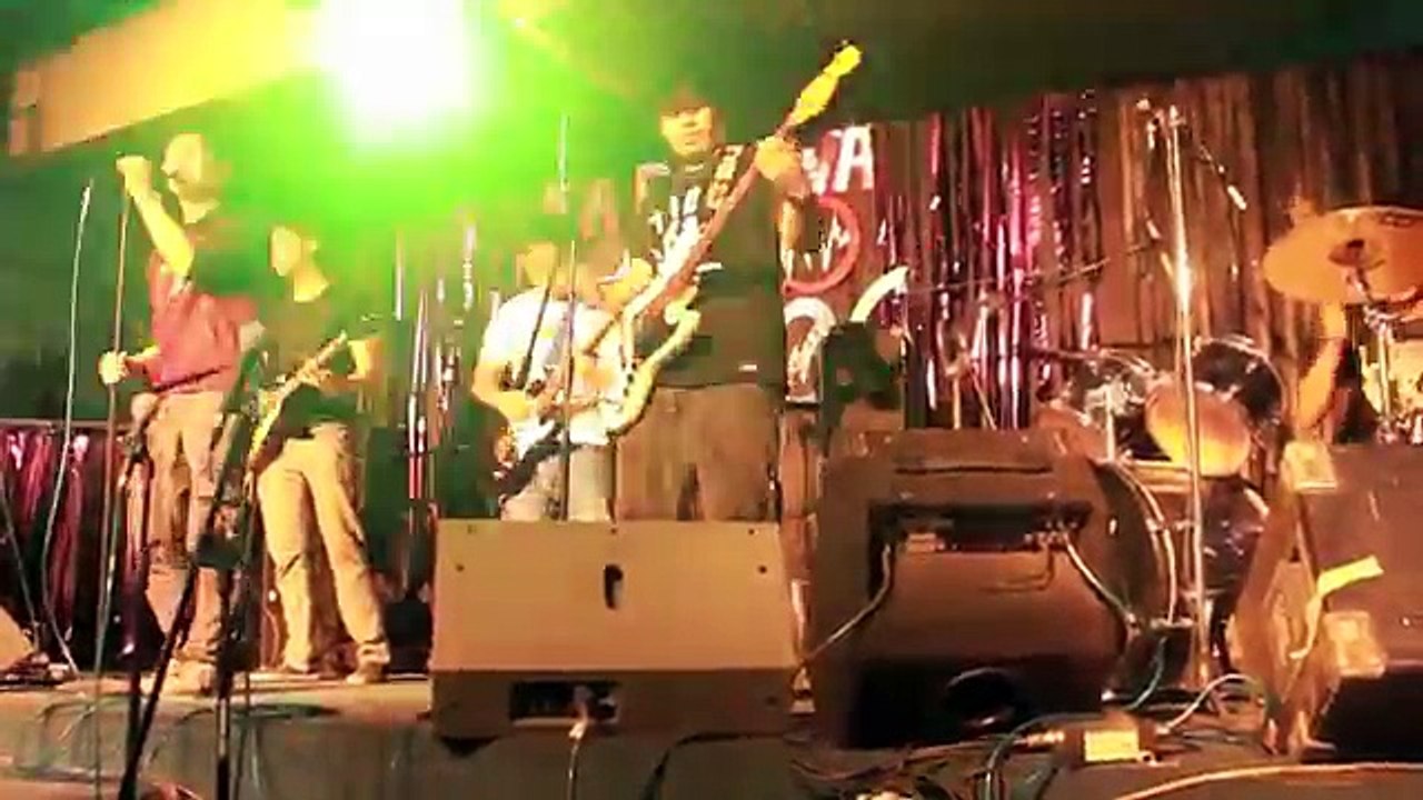 Intro & Can't Stop (Red Hot Chili Peppers Cover) @ COLF Himig '14: Isa, Dalawa, Tugtog!