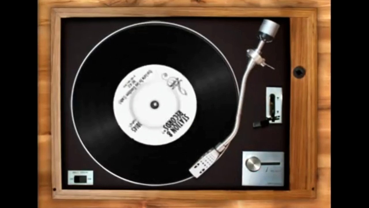 A distância Roberto Carlos.