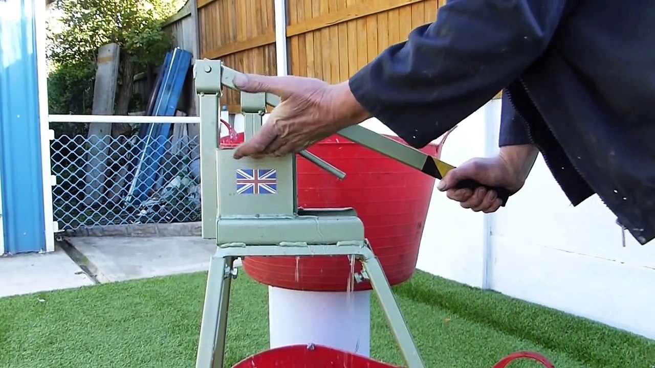 paper briquette maker, paper brick maker, log maker free heat, fuel