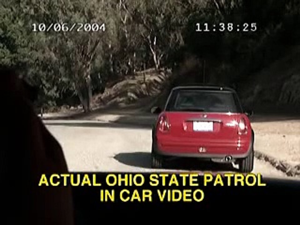 Cop gets beat up by midgets!