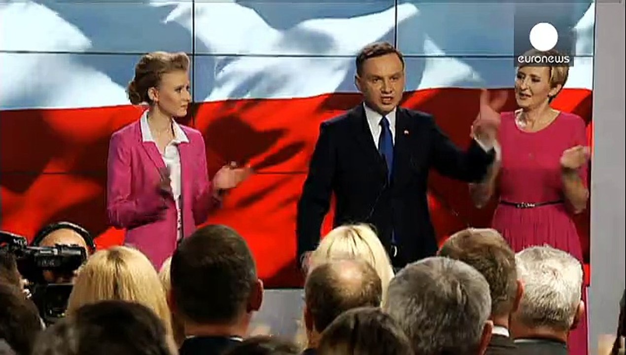 El opositor, Andrzej Duda, encabeza la primera vuelta de las elecciones polacas