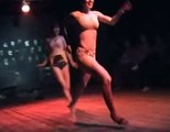 Teatr Tańca RozRUCH - Szukając ciała