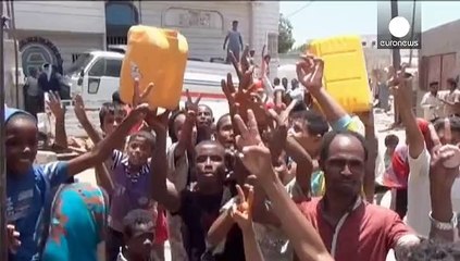 Йеменский порт Аден остался из-за бомбардировок без воды