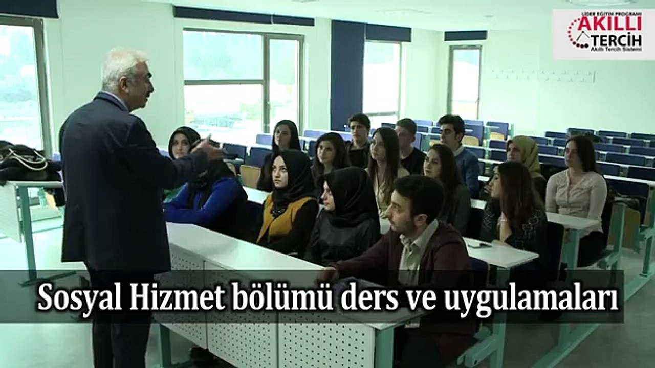 Sosyal Hizmet Bölümünde Hangi Ders ve Uygulamalar Var?