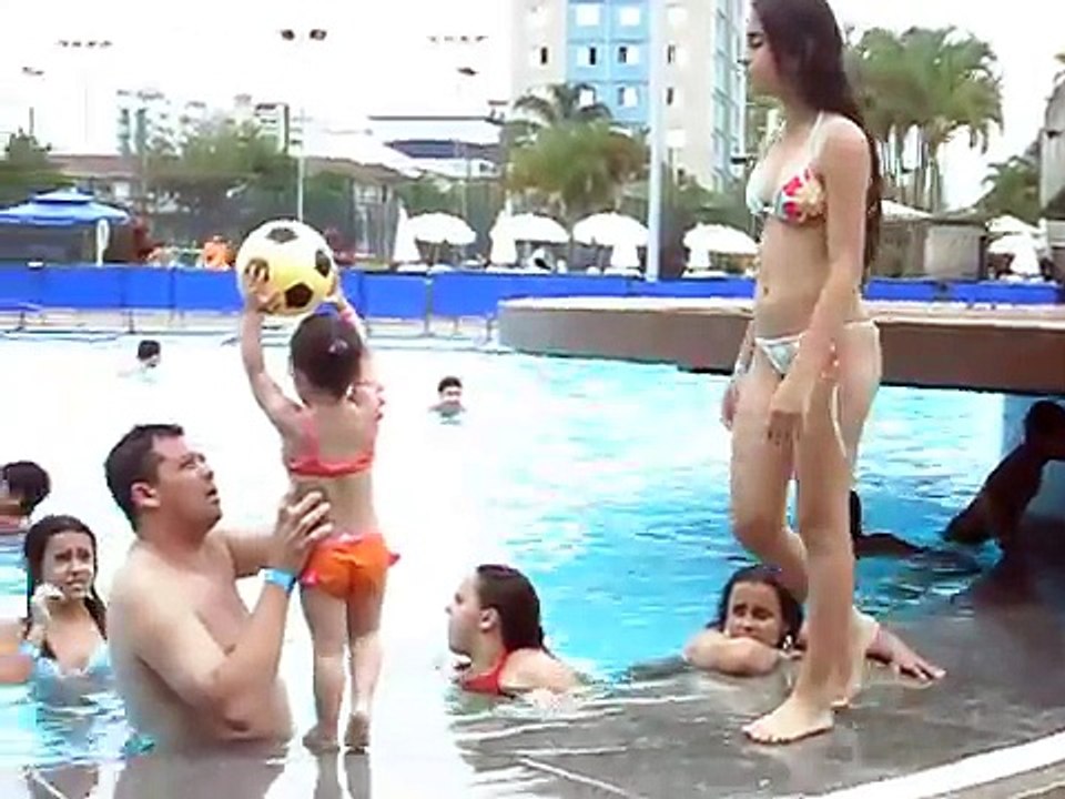 curtindo a piscina do sesc santos.AVI