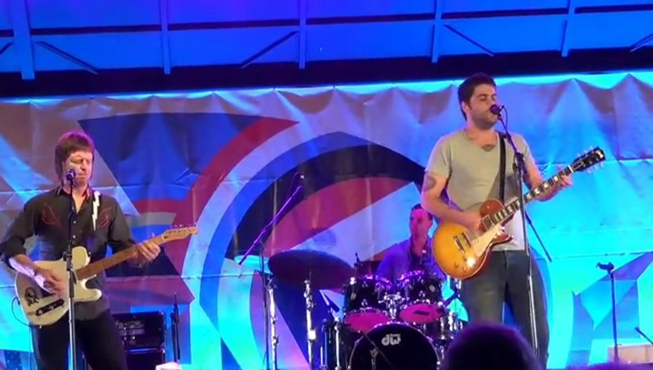 Corroboree HomeGround 6 of 6 Dan Sultan n Around Sydney Opera House, 22 Nov 2014