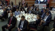 3davutoğlu, AK Parti İstanbul İl Merkezi'nde Konuştu
