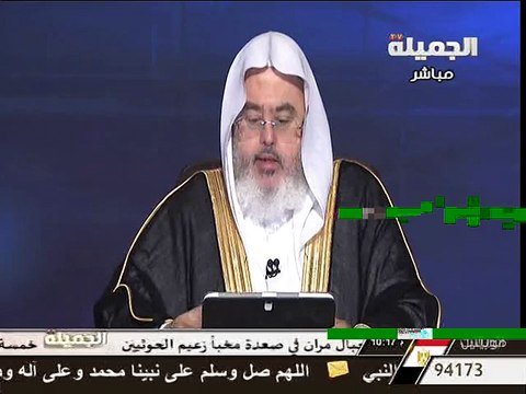 حكم لبس الملابس التي بها صليب - الشيخ محمد الصالح المنجد