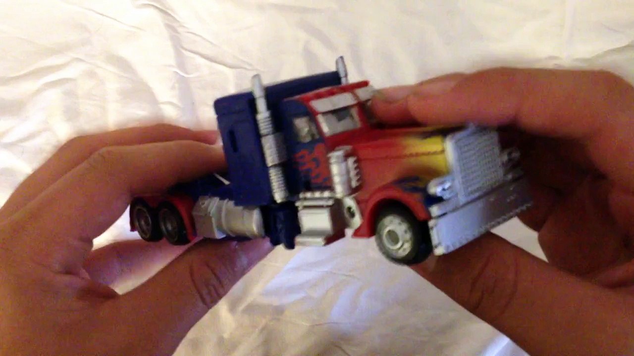 Autobot cowboy transformers toy review little Optimus prime