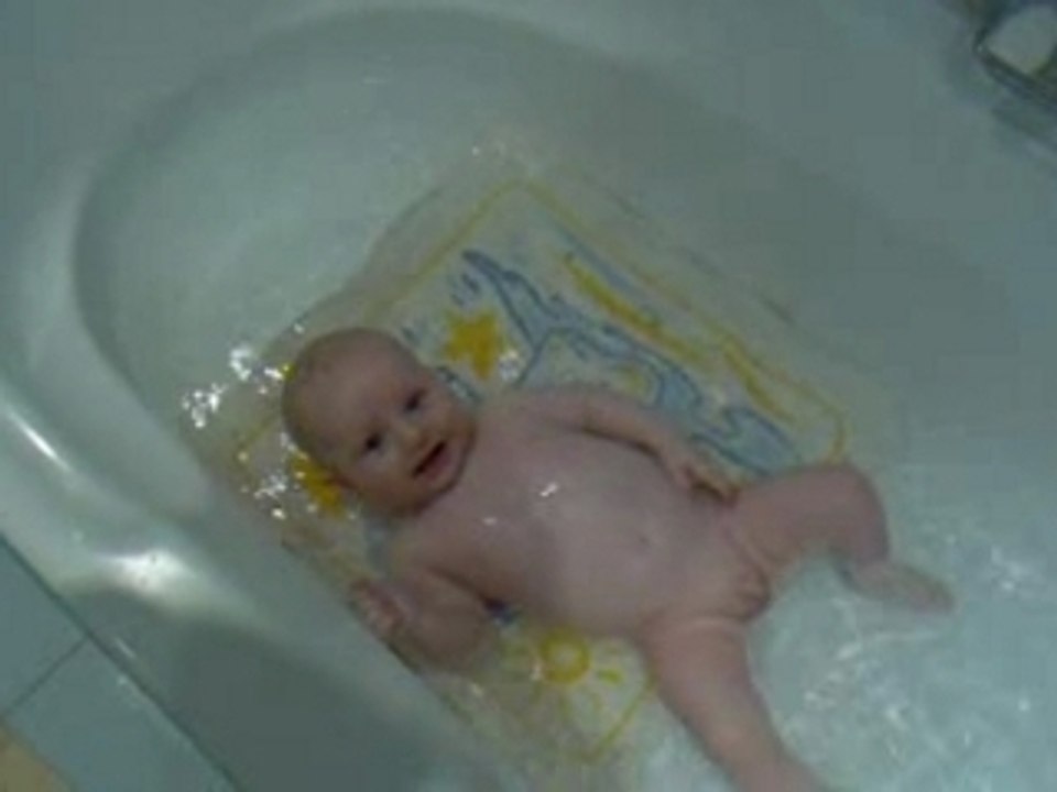 Maxime adore l'eau
