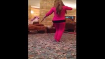 رقص منزلي من بنت زي العسل رقص دلوعة على كيفك Safa Dance
