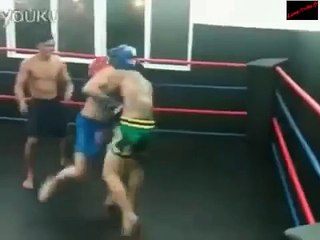 喧嘩屋VSムエタイ 強烈な顔面キックK.O.！！
