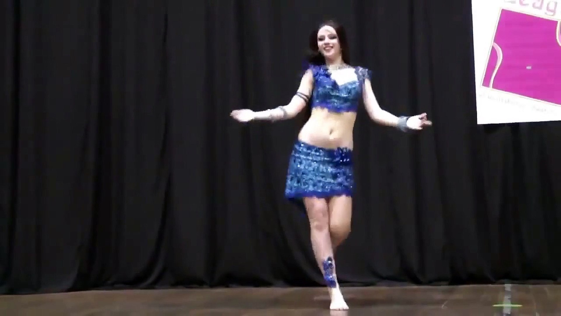 مش صافيناز .رقص شرقي مصري .Hot Belly Dance - Drum Solo