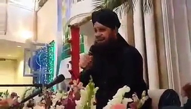 Owais Raza Qadri at Oslo Norway Mehfil-e-Naat 30 May 2015