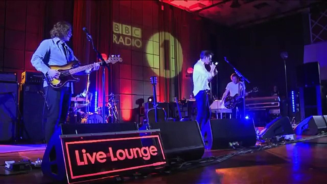 Arctic Monkeys - Hold On, We're Going Home (Drake) in the Live Lounge
