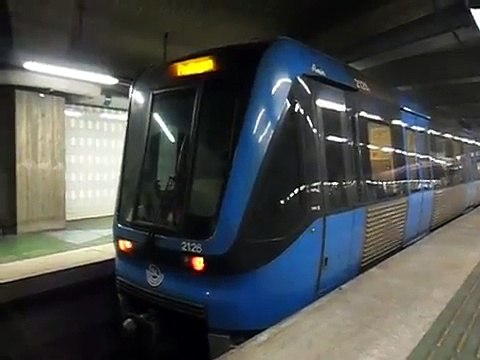 C20, C6 på Liljeholmens tunnelbanestation (C20, C6 in Liljeholmens subway station)