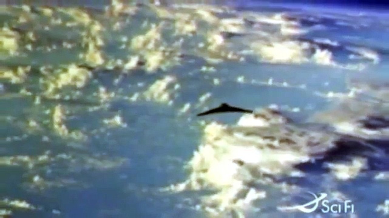 Stargate SG-1 opening with Macgyver Theme