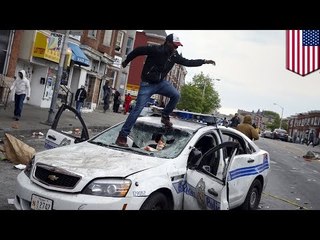 Descargar video: Manifestaciones, saqueos y toque de queda en Baltimore después del funeral de Freddie Gray