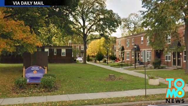 عامل توصيل صيني يتعرض للرصاص من لصوص ويتعرض لحادث أثناء محاولة الهروب