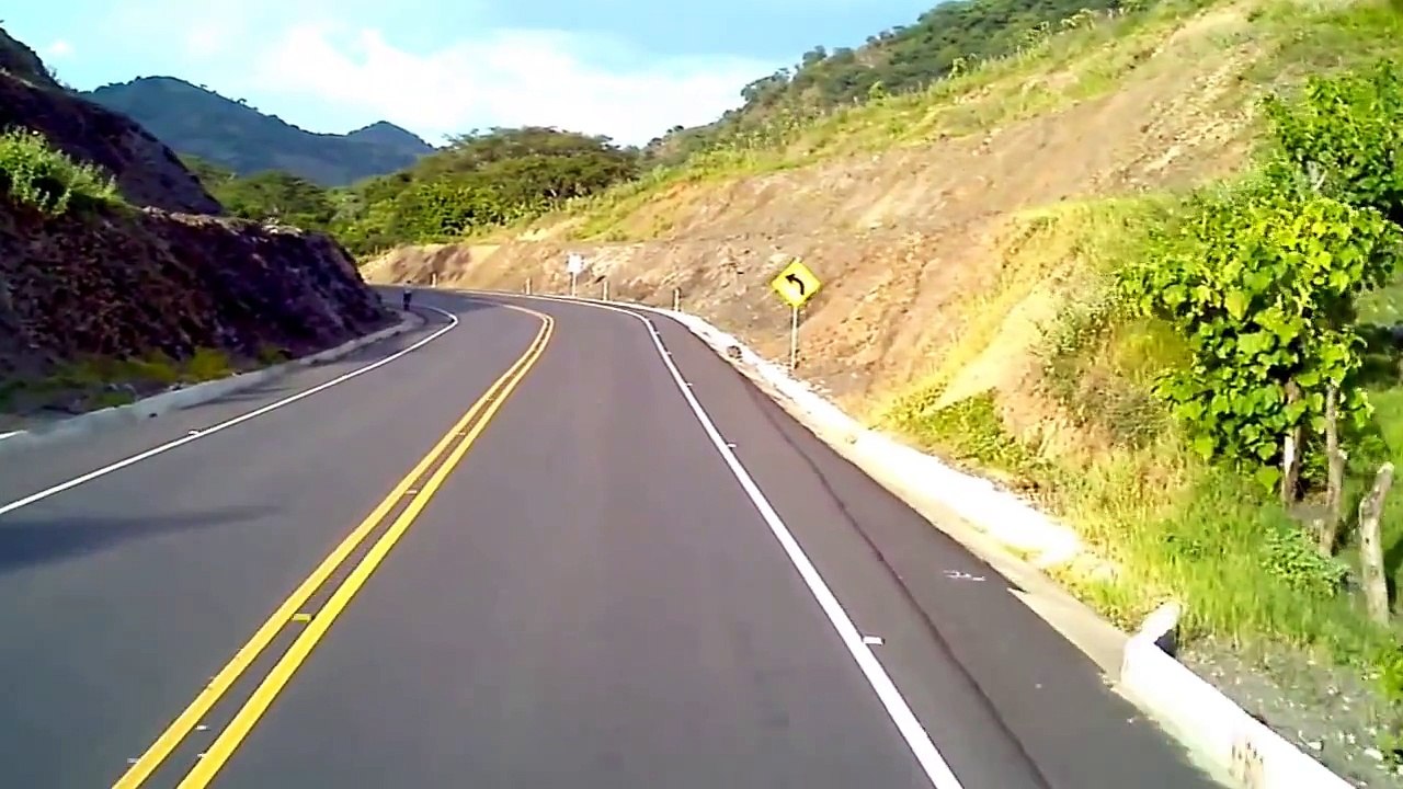 Longitudinal del Norte El Salvador y Puente Nuevo Eden de San Juan sobre Rio Lempa