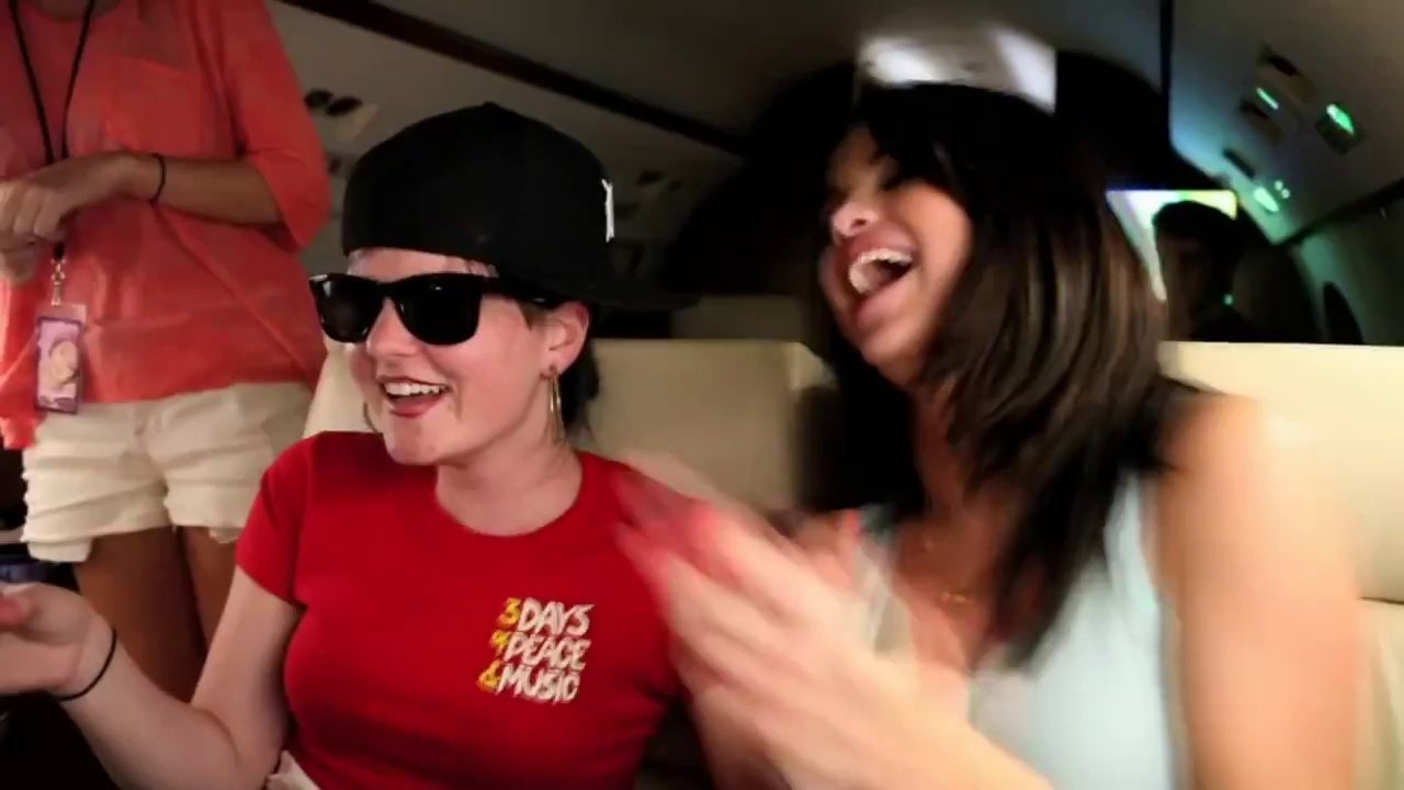 Selena Gomez - Middle Of Nowhere (Dj T.c. Hand's Up & Vente VonVEVO Video Edit)