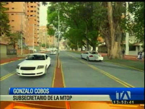 Continúan trabajos en la vía Ordóñez Lasso en Cuenca