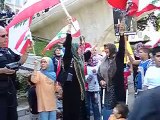 Israel-haters scream at pro-Israel demonstrators (8-12-2006)