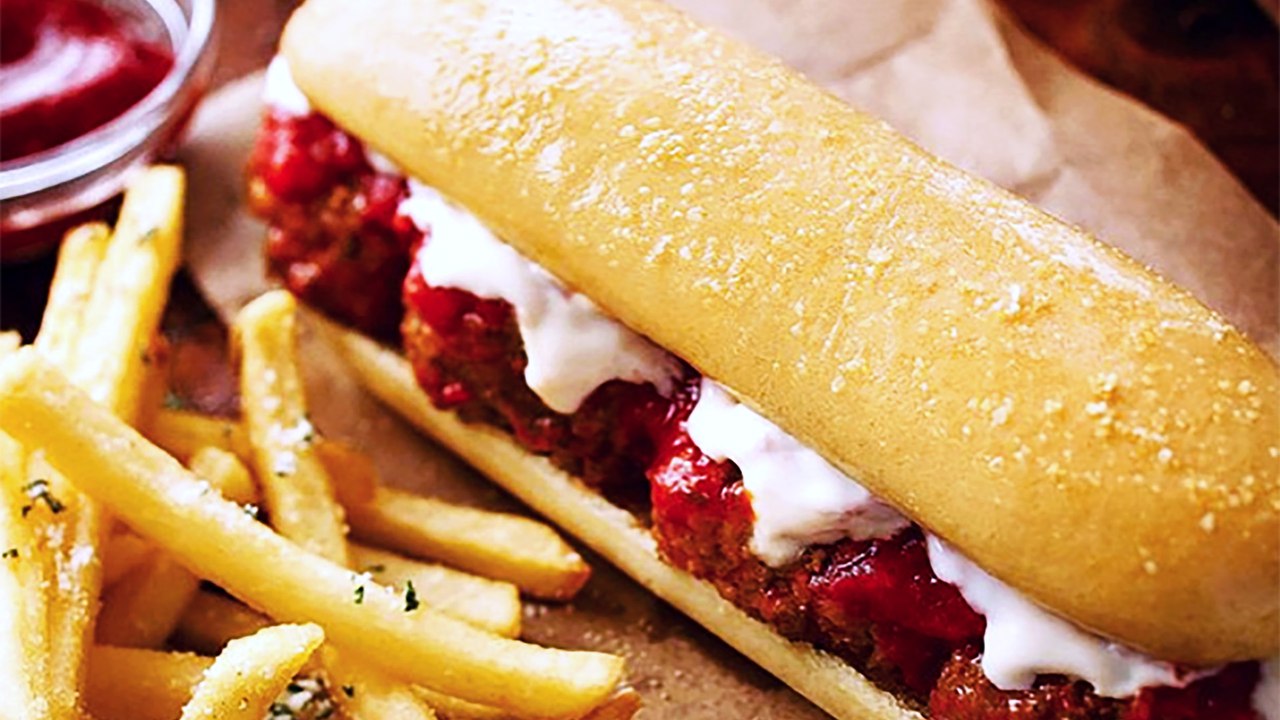 Olive Garden Unveils Breadstick Sandwiches! Chicken Parmigiana & Meatball