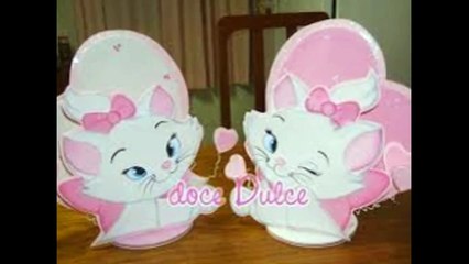 Centro de Mesa Gatinha Marie para Festa Infantil