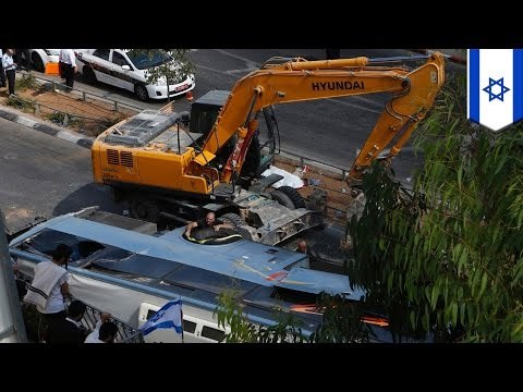 Israel Gaza conflict 2014: Palestinian in excavator rams bus, kills Israeli pedestrian