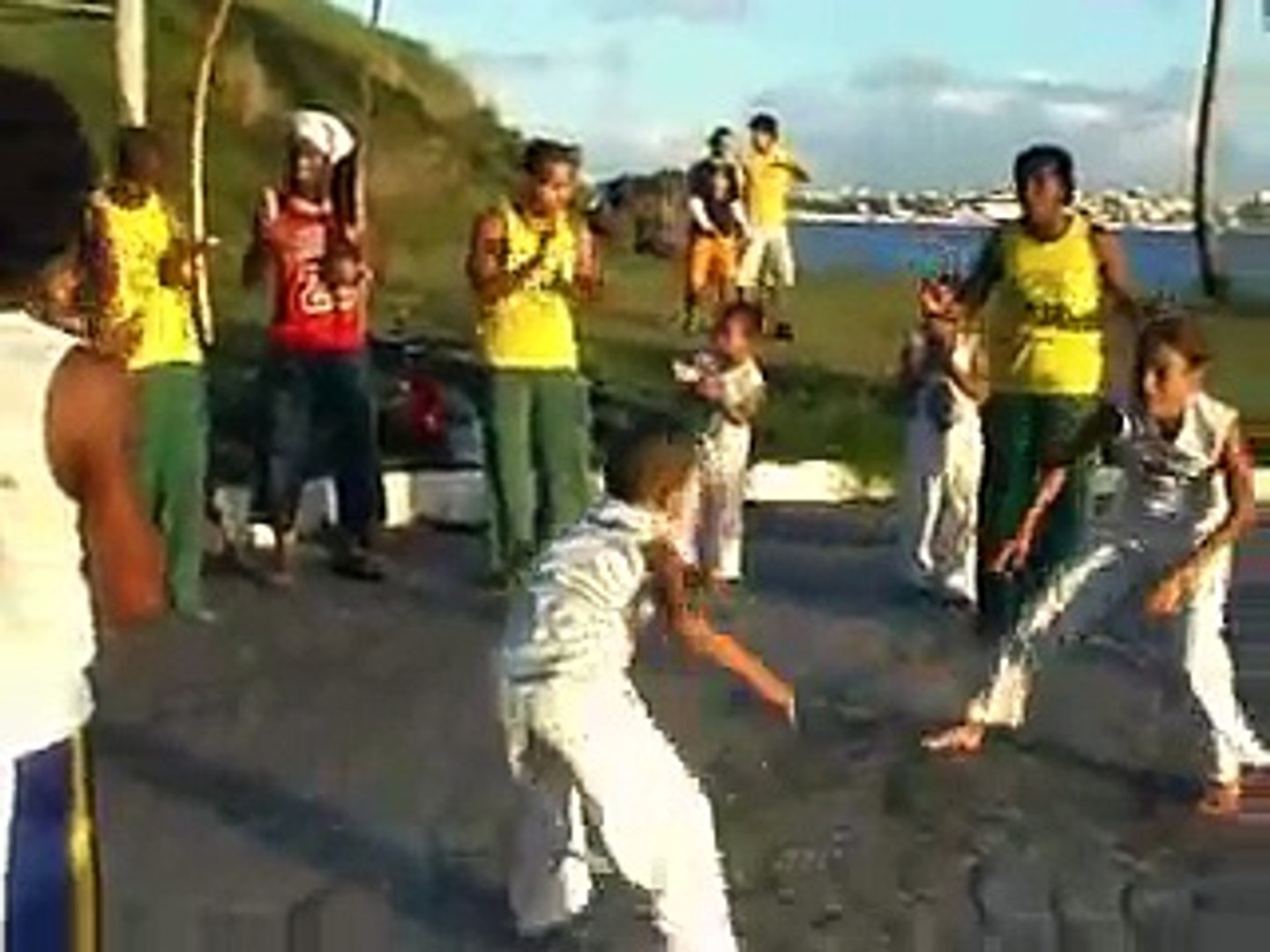 TVLATA filma Capoeira01 Aliba Oba