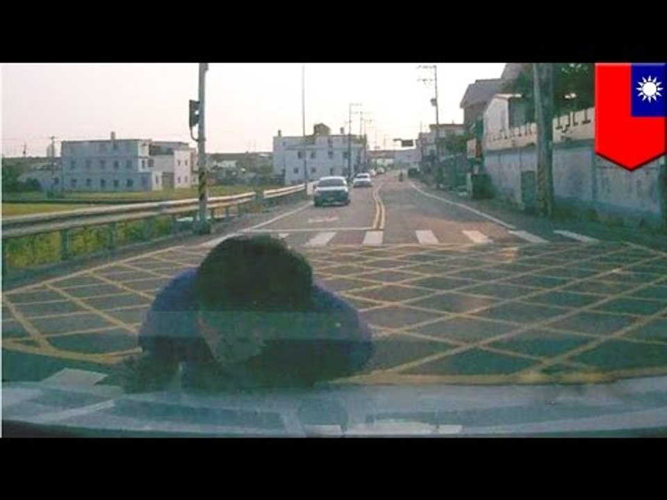 Car suicide fail video footage: Drunk and bullied teenager tries to get hit by car