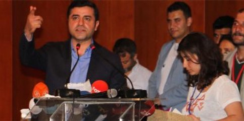 Demirtaş'ın TRT Esprisi Boğaziçili Gençleri Güldürdü