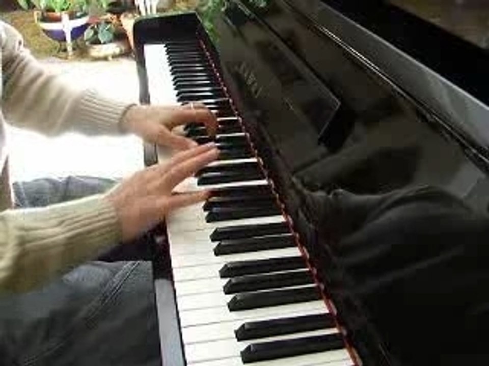 Muse - Bliss (piano intro)