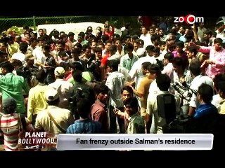 Salman Khan's fan frenzy after his sentence was suspended - Bollywood News