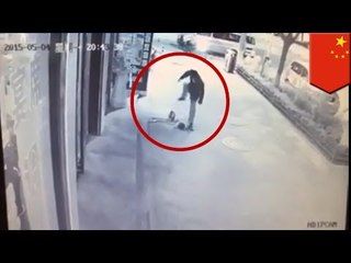 Un Chinois de 28 ans attaque un bébé de 2 ans sur le trottoir