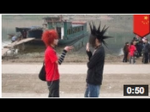Le Shamate c'est chinois et le visual kei c'est Japonais.