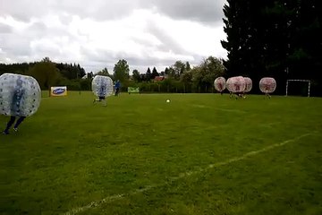 Tournoi de Zorb Soccer à Jamoigne