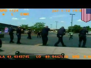 Policjanci strzelają do psychicznie chorego mężczyzny 45 razy