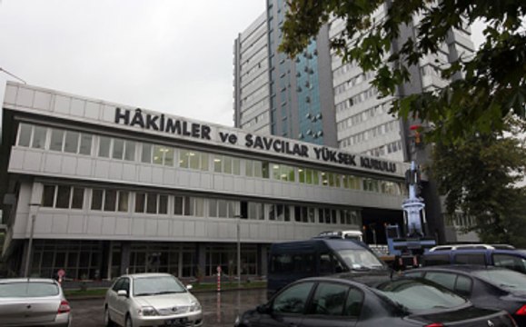 HSYK'dan 17-25 Aralık Savcılarına İhraç